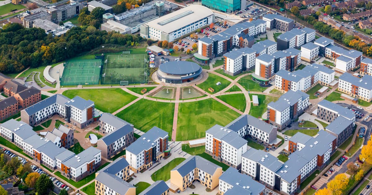 University of Hertfordshire campus image